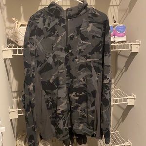 Columbia pull over — NEVER WORN